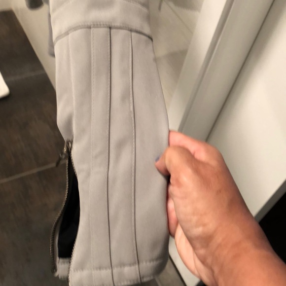 Gucci Jacket! - Picture 5 of 7